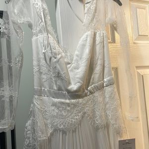 Beautiful Lulus dress size S (4)